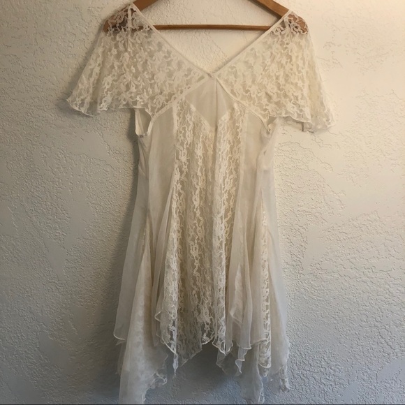 Free People Lace & Chiffon Flutter Sleeve Blouse - Picture 5 of 10